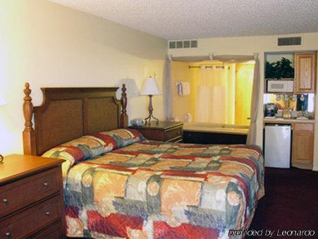 Weathervane Terrace Inn And Suites Charlevoix ห้อง รูปภาพ