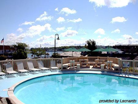 Weathervane Terrace Inn And Suites Charlevoix สิ่งอำนวยความสะดวก รูปภาพ