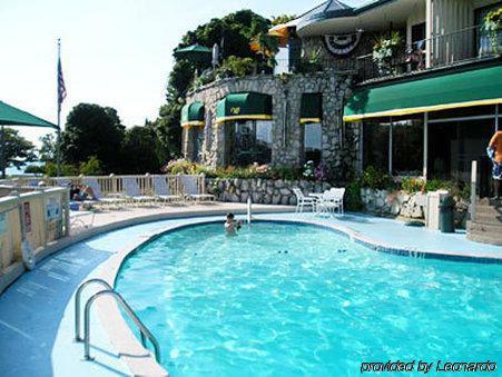 Weathervane Terrace Inn And Suites Charlevoix สิ่งอำนวยความสะดวก รูปภาพ